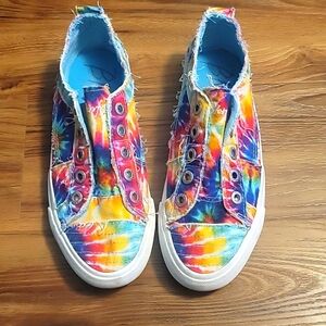 BLOWFISH Malibu Play Rainbow Tie Dye Canvas Slip On Sneakers size 7